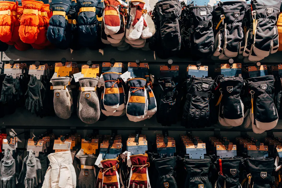 Bild på varma handskar i Butik Kurbits